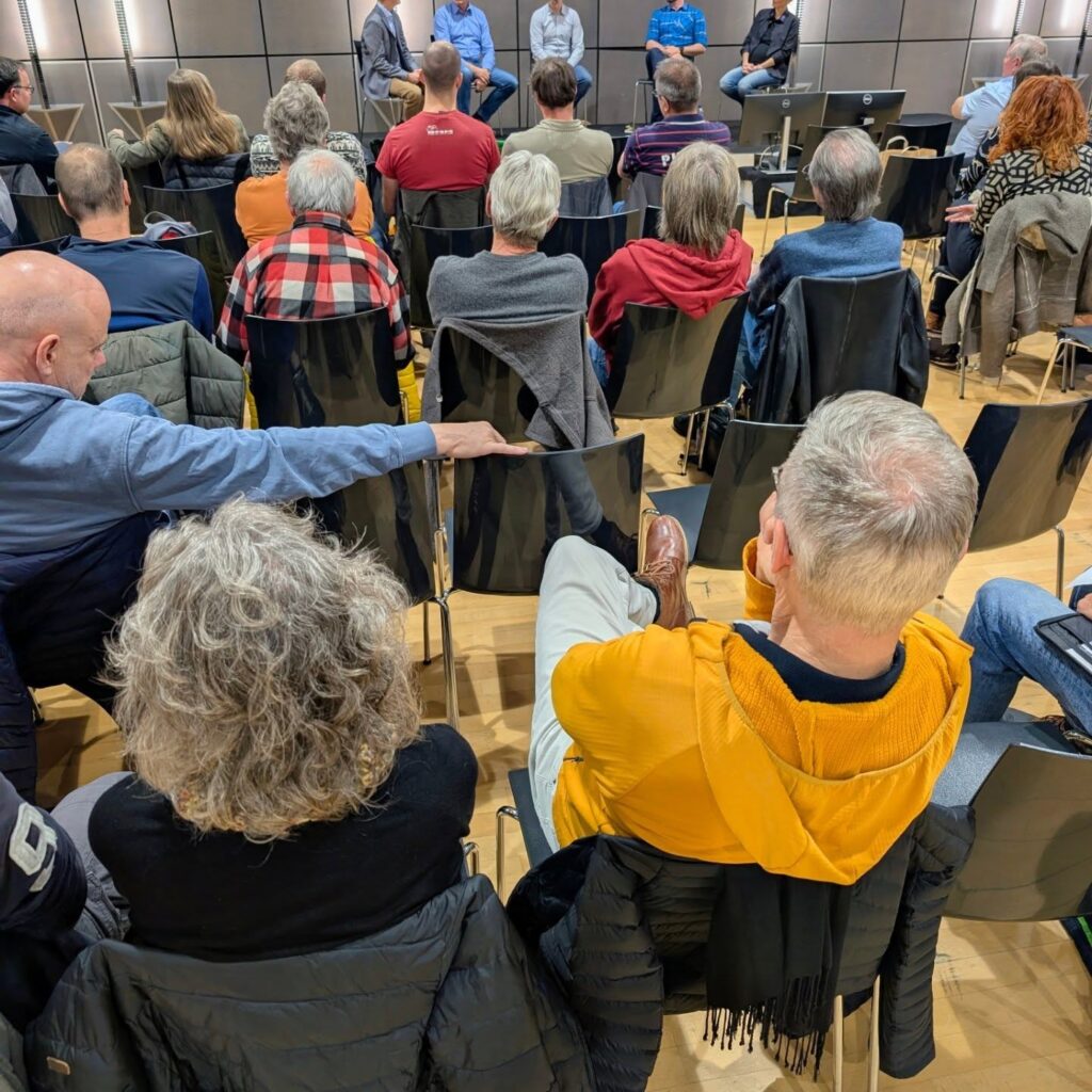 Instagram post from frei_urs. This post is in position 0.