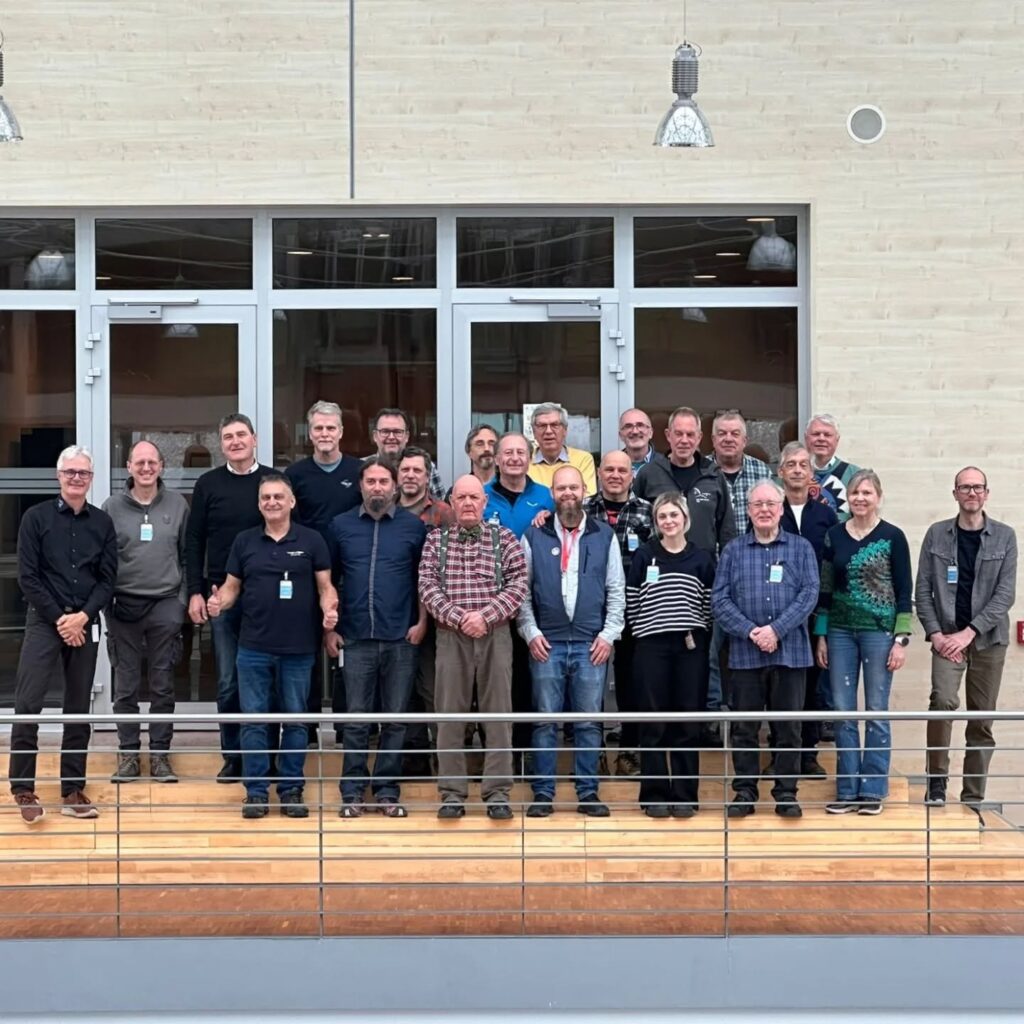 Instagram post from frei_urs. This post is in position 0.